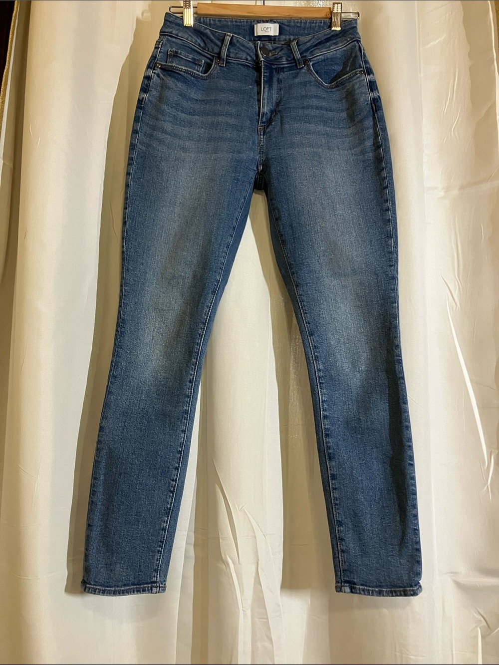 LOFT Women's Skinny Jeans in Medium Blue Wash
